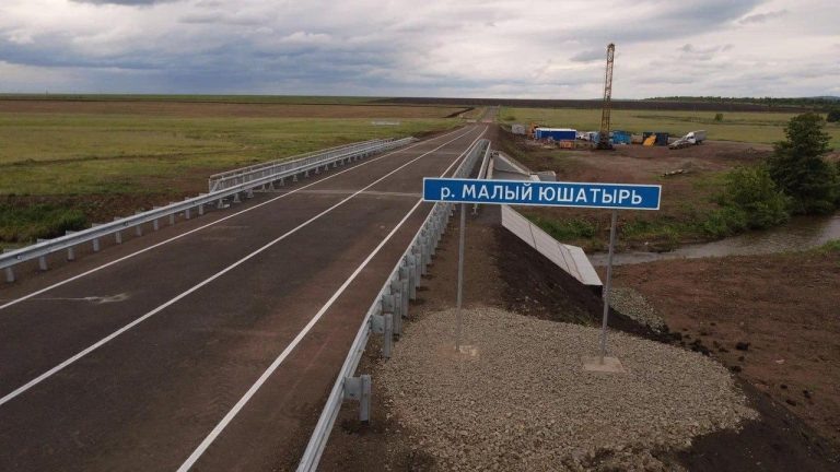    Евгений Солнцев представил обновлённый мост в Тюльганском районе «О»
