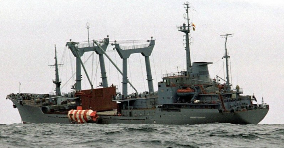 Однотипное судно проект 536.  Фото в свободном доступе.