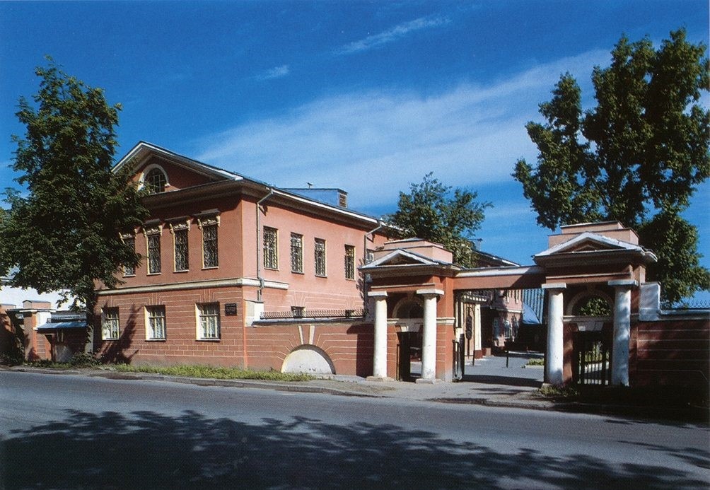 Усадьба Казанцевых, 1997-1998 гг. Источник: https://pastvu.com/p/1255149