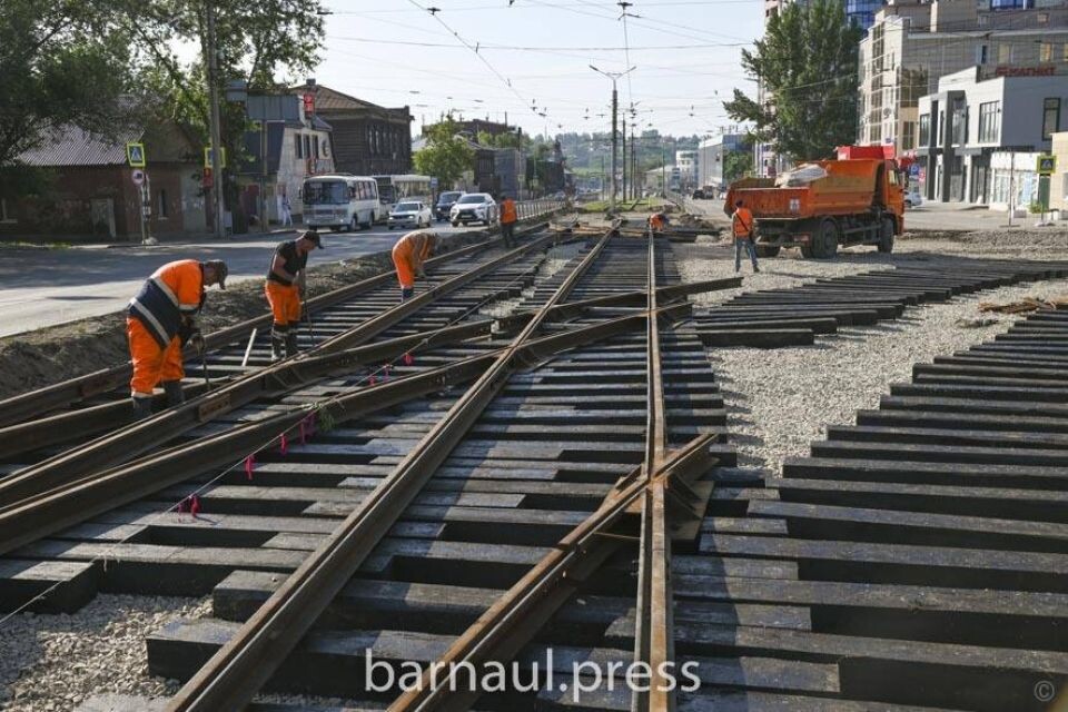    Ремонт трамвайных путей в Барнауле. Источник: Администрация Барнаула