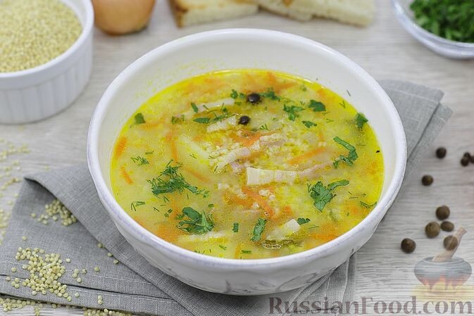 крупа пшённая, грудинка копченая, картофель, морковь, лук репчатый, масло сливочное, масло растительное, лавровый лист, перец душистый горошком, соль, чеснок сушёный молотый, перец чёрный молотый, зелень укропа, зелень петрушки, вода