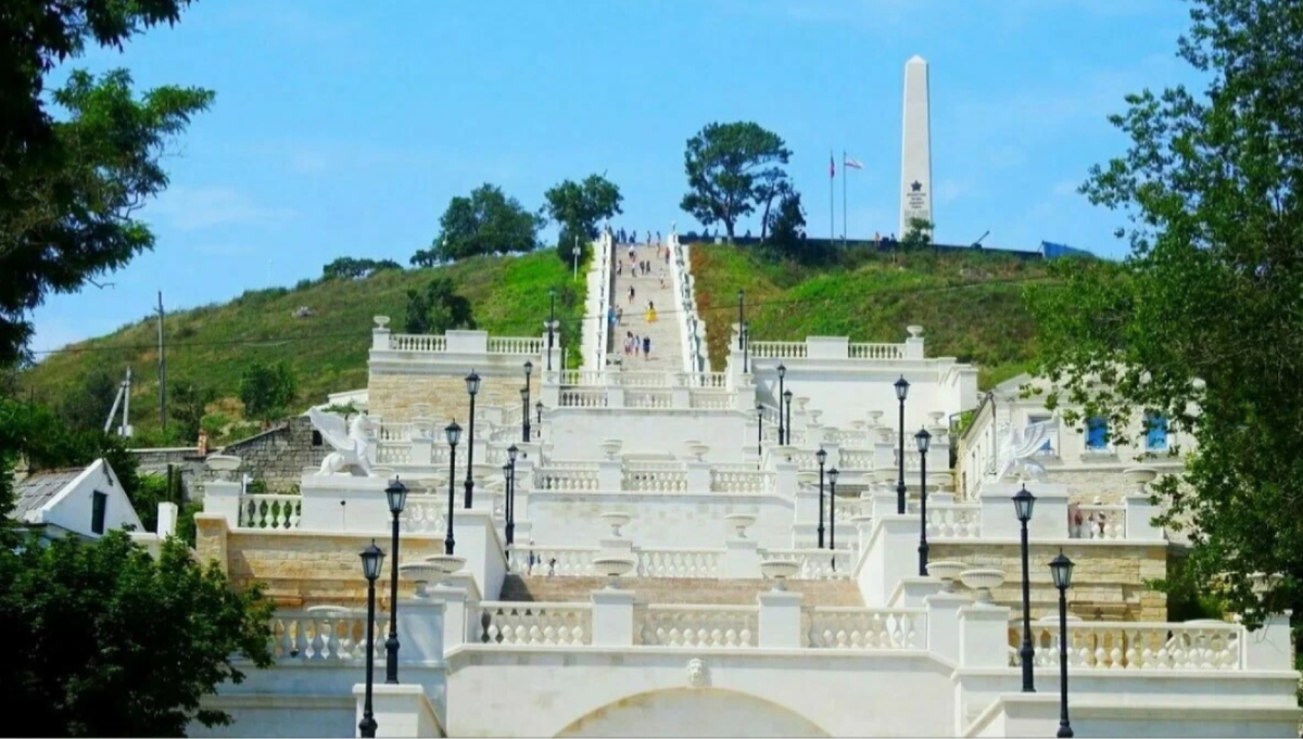 Митрдатская лестница