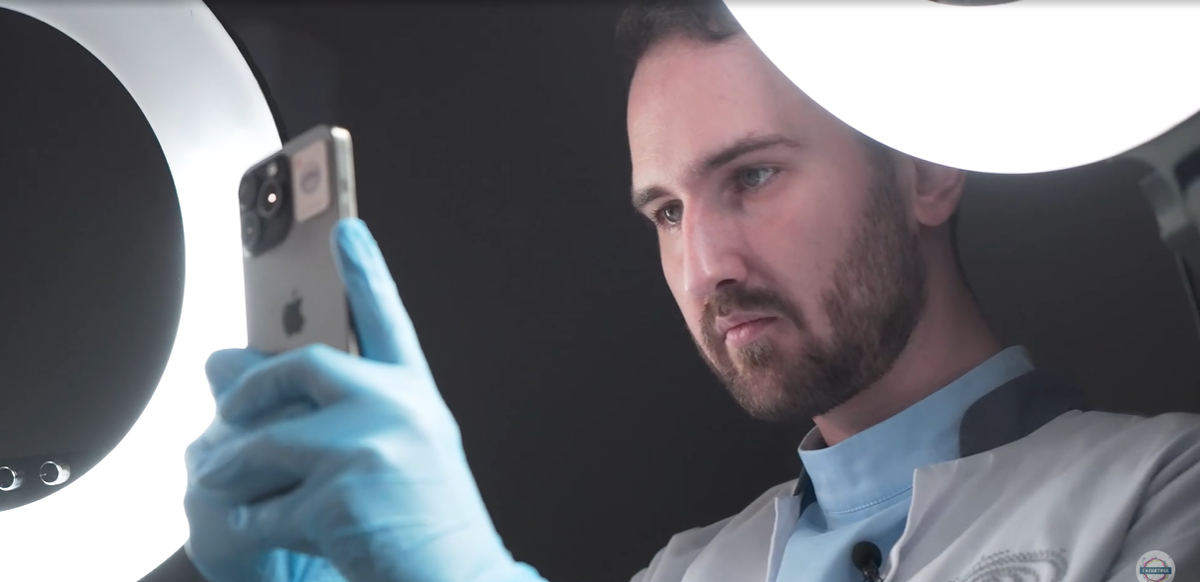 Шерфединов Арсений Сергеевич, пластический хирург