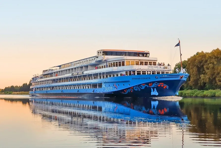 Круиз.онлайн.Теплоход Лунная соната