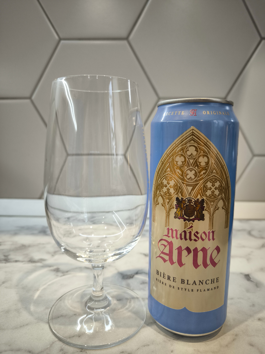 Пиво "Maison Arne Biere Blanche" (Мейзон Арне Бир Бланш) от ОПХ