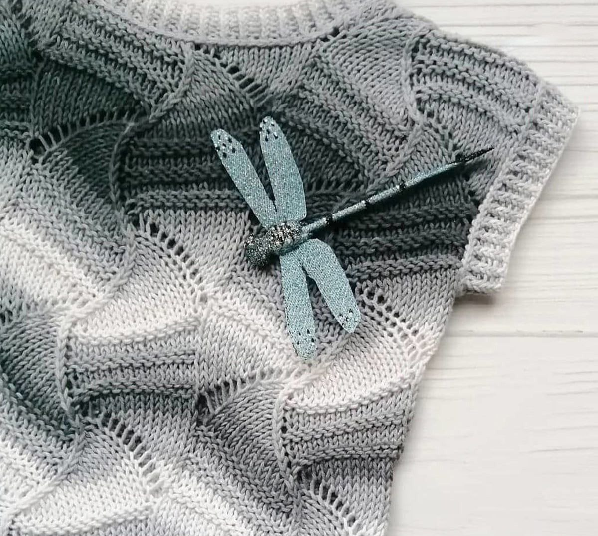 Топ из фантазийной пряжи