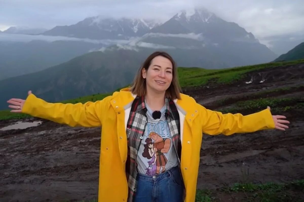    Беременная Ида Галич приехала в Северную Осетию на свадьбу сестры