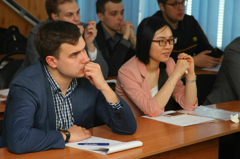   Алина Цыганова/ПГ