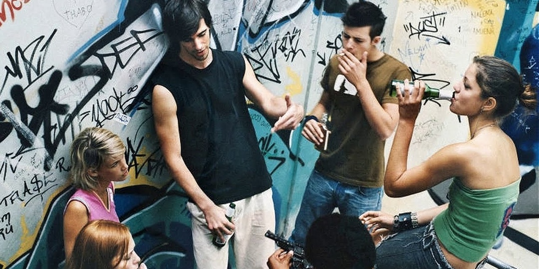 ОБЩЕНИЕ С "ЗАВИСИМЫМИ" – ОСНОВНОЙ ФАКТОР РИСКА НАРКОЛОГИЧЕСКИХ ПРОБЛЕМ