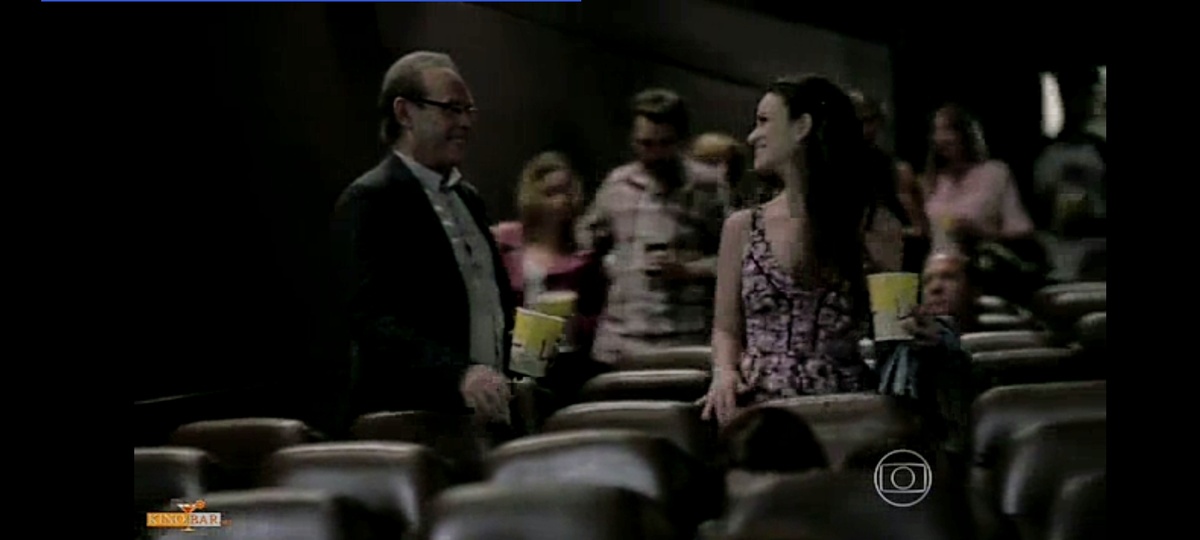 Герберт и Жина в кинотеатре.