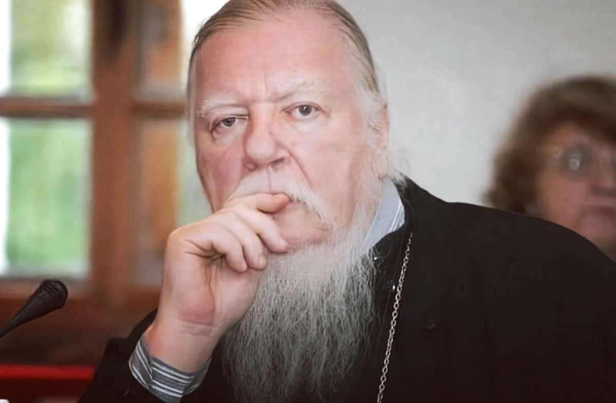 Димитрий Смирнов (07.03.1951 — 21.10.2020 гг.) — протоиерей, церковный и общественный деятель, проповедник, миссионер.