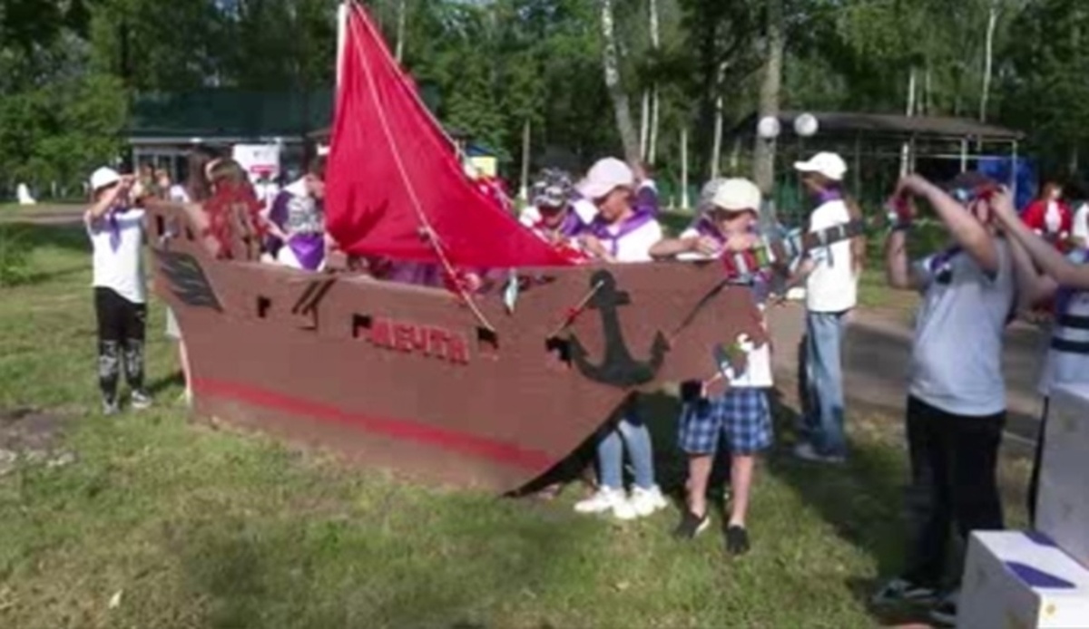    Лето в лагере: детей ждет путешествие по Курской области сквозь время