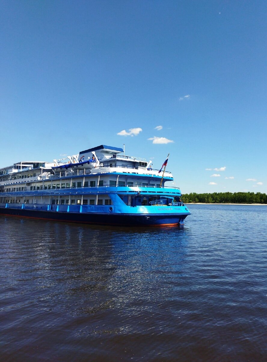 Теплоход “Маленький принц“