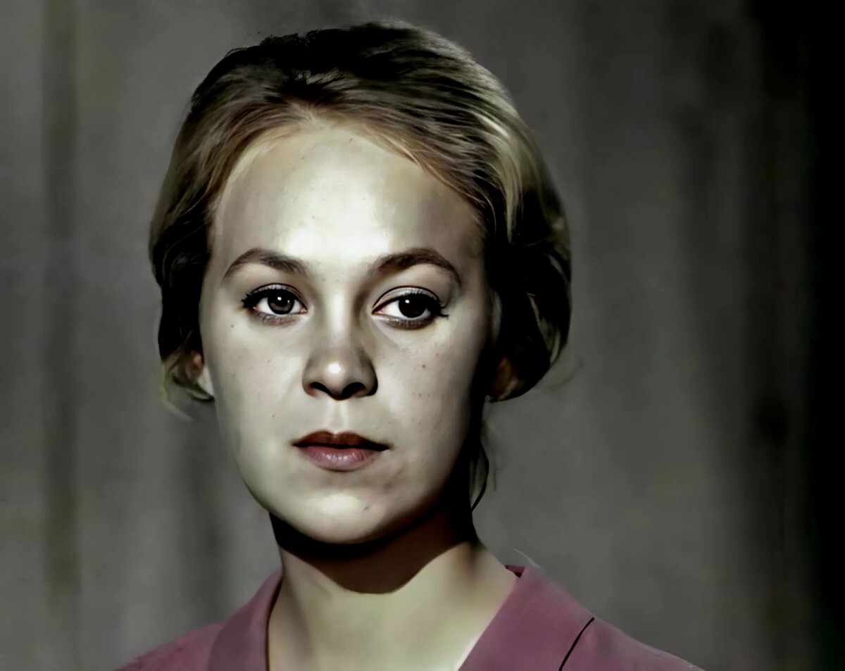 Ольга Сошникова в фильме "День да ночь"