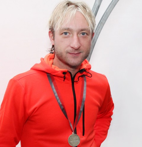 Таким мы привыкли видеть знаменитого спортсмена.