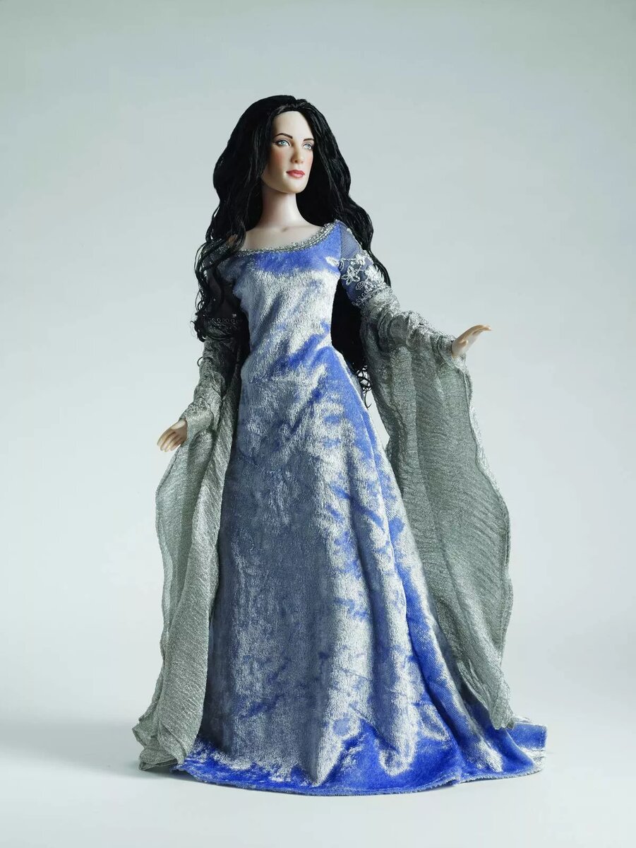 Tonner Lord of The Rings Arwen Evenstar T10LRDD03 16” Doll Liv Tyler. Фото с eBay.com