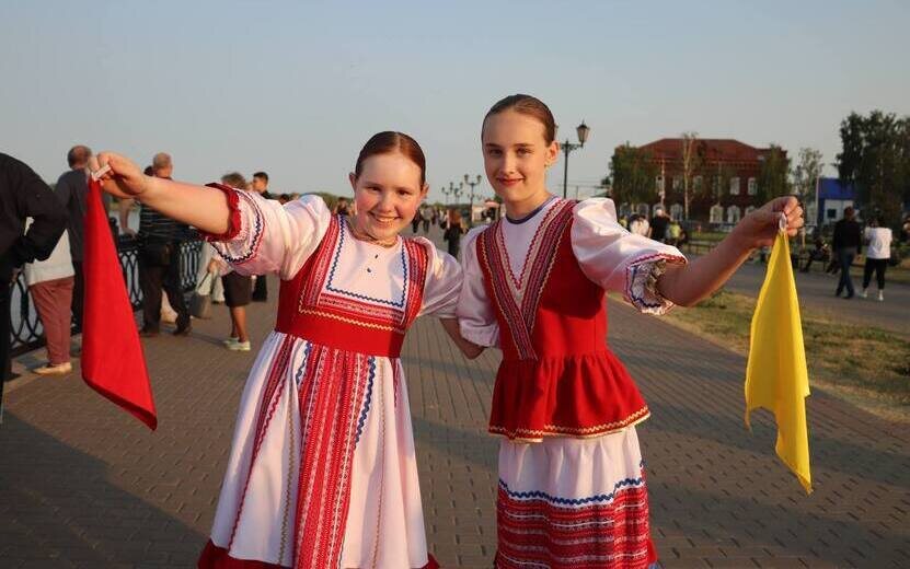    Глазов и Сарапул отмечают День города 7 июня