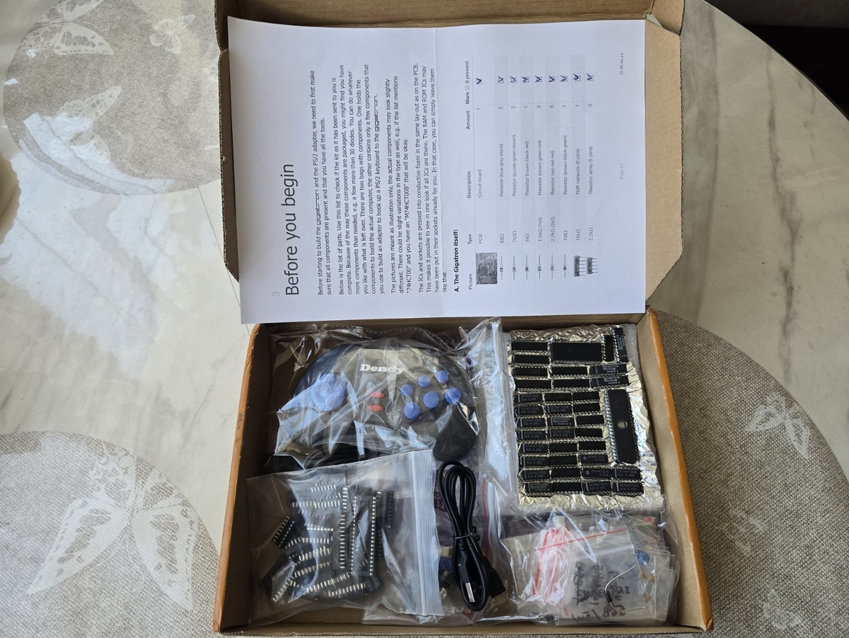 Полный комплект для сборки Gigatron TTL.