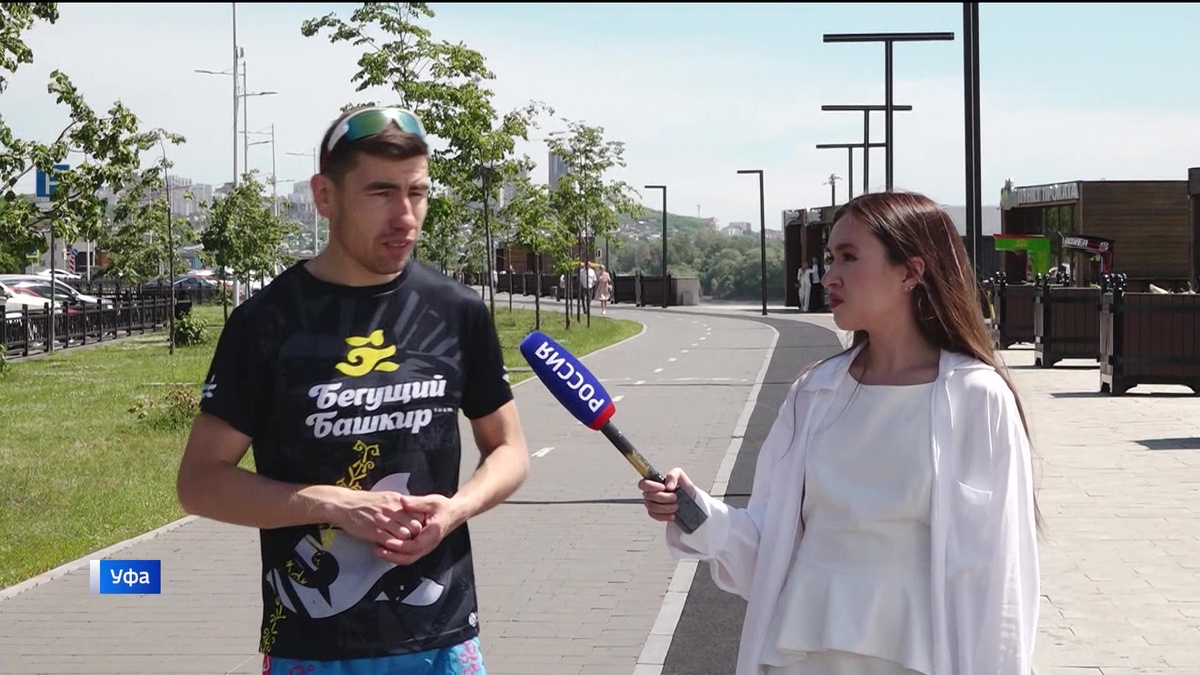    И спорт, и культура: уфимец по прозвищу «Бегущий башкир» занимается бегом в национальном головном уборе