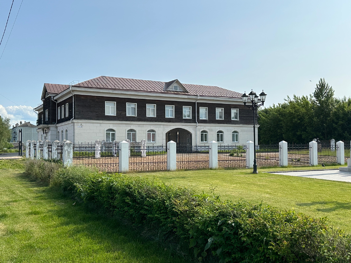Старицкий краеведческий музей — музей в городе Старица Тверской области, посвящённый жизни и быту жителей Старицкого края. Является филиалом Тверского государственного объединённого музея.