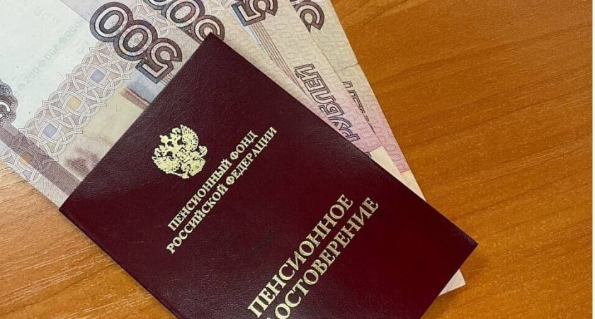 "Секрет вашей пенсии: Как отпуск по уходу за ребенком увеличивает советский стаж на 30% (Пошаговый перерасчет в 2025 году)"