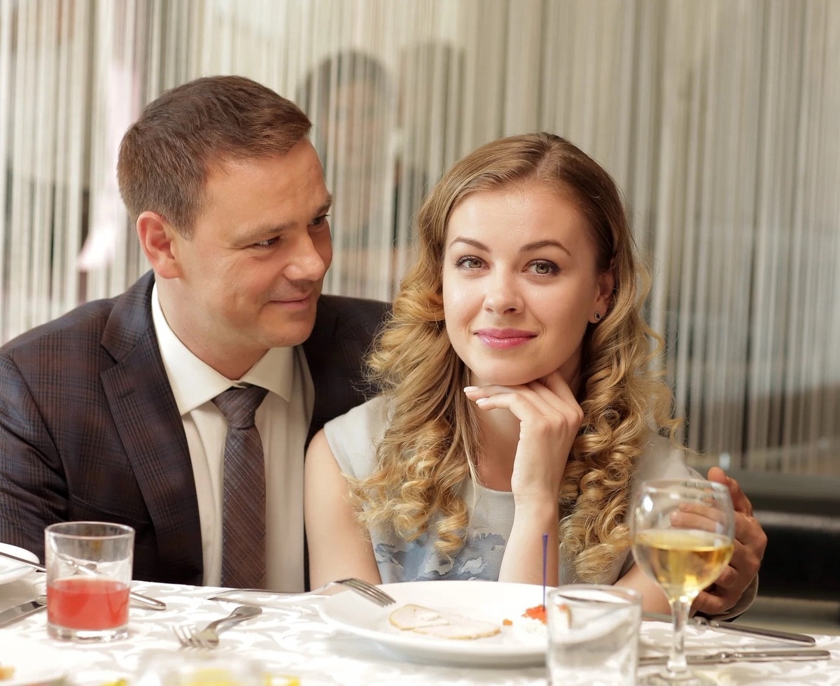 Олеся Фаттахова кадр из сериала «Некрасивая подружка»