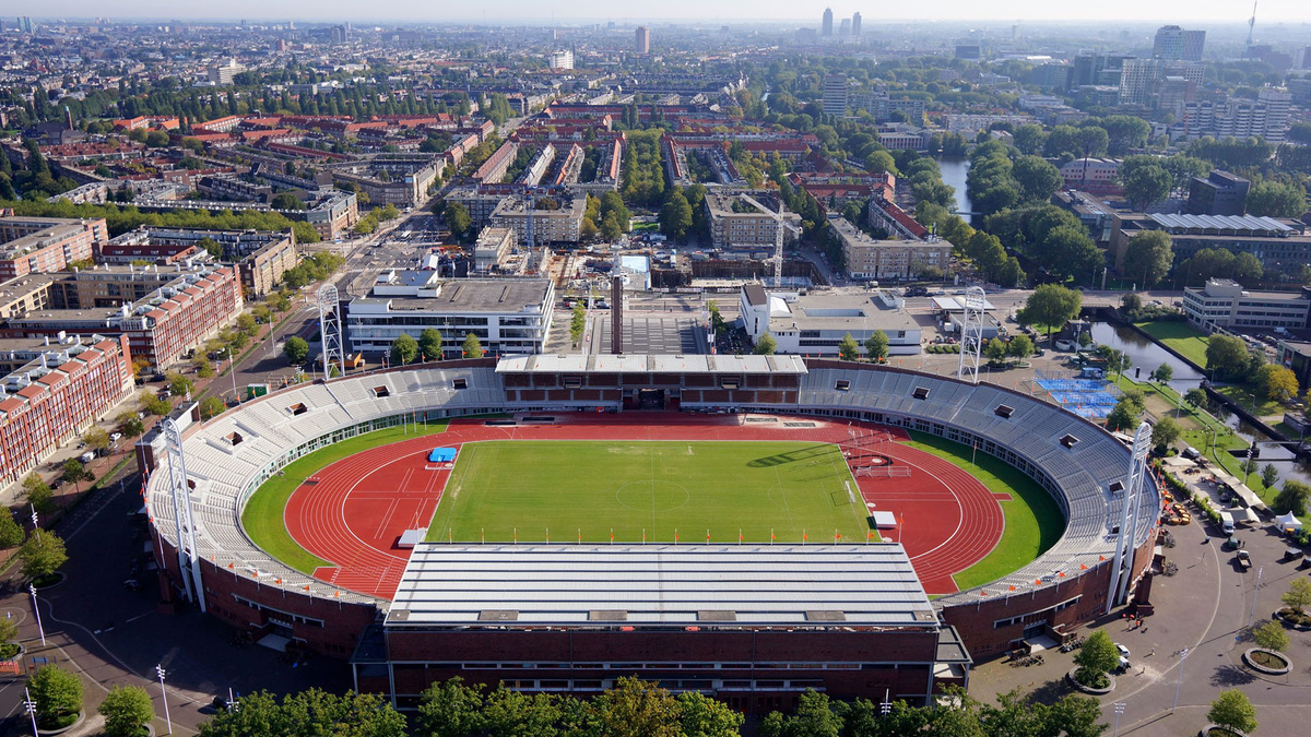 Олимпийский стадион в Амстердаме