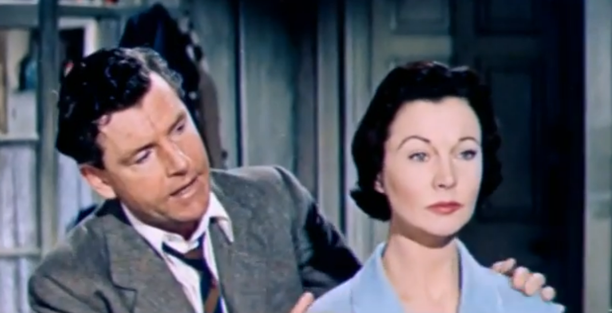 Вивьен Ли перевоплотилась в Хестер, а Кеннет Мор - во Фредди в драме "Глубокое синее море"