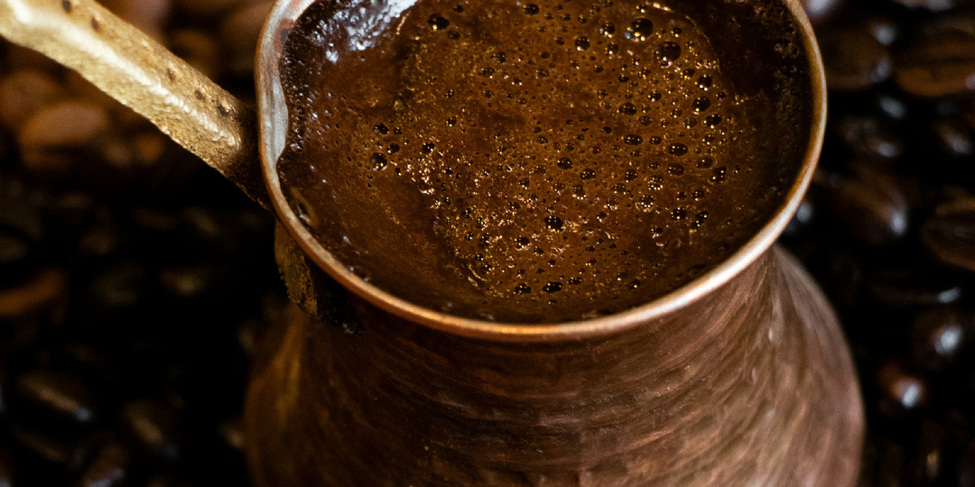 Как правильно варить кофе в турке: выбор турки, помол и идеальный рецепт