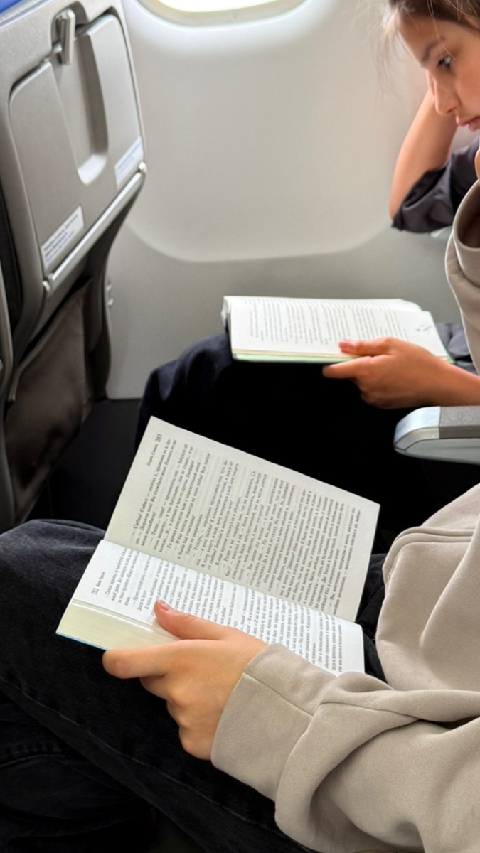 Девочки читали, я тоже кстати немного успела почитать 