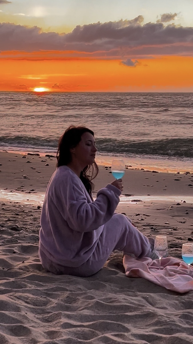 Балтийский бриз — лучший стилист: вышел с укладкой, вернулся с эффектом «я только что из музея современного ветра».