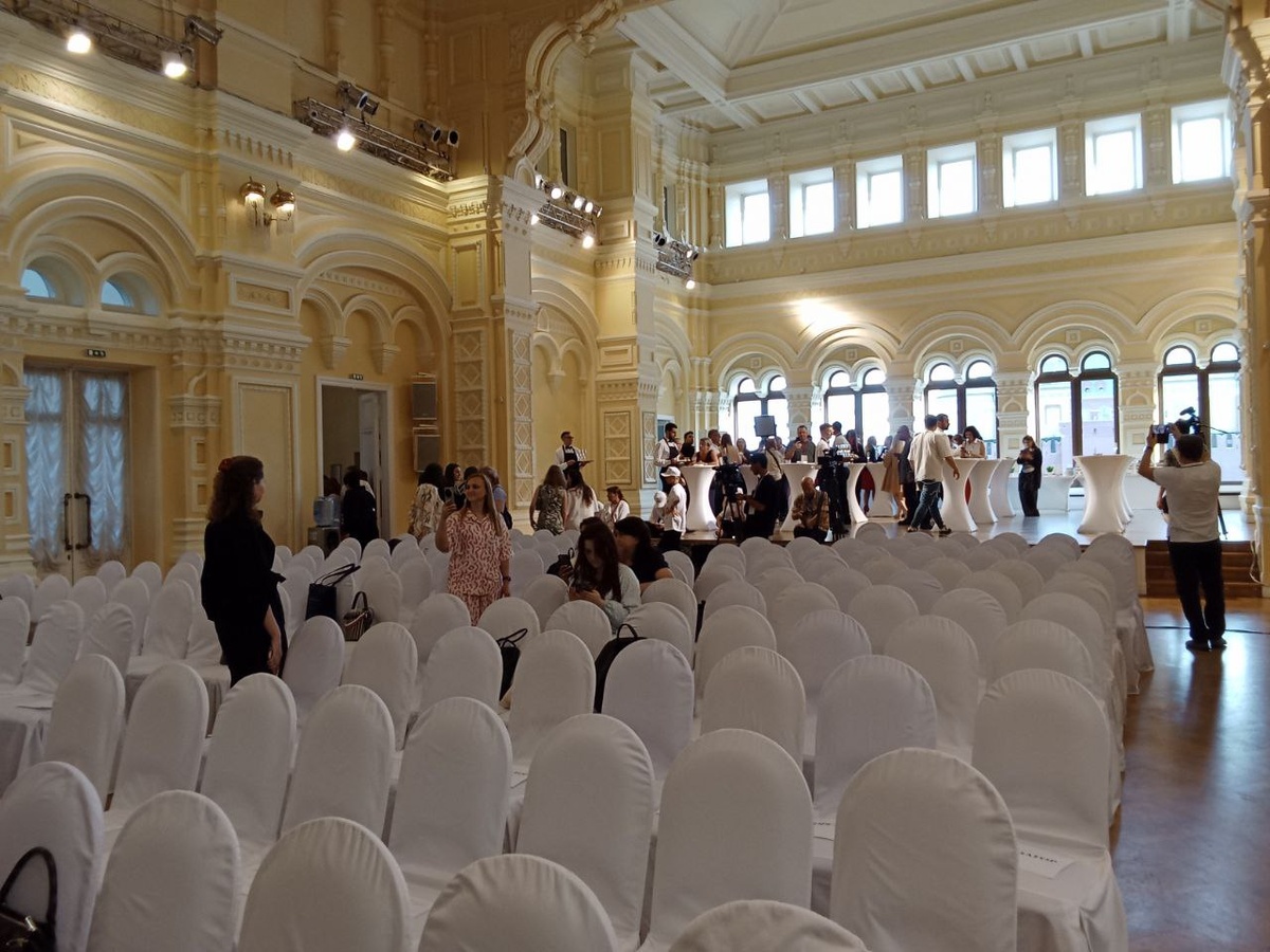 Вид на подиум