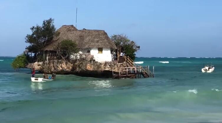    The Rock Restaurant (Занзибар). Фото: кадр из видео 