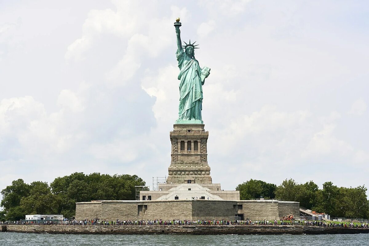 Статуя Свободы. Фото из открытых источников