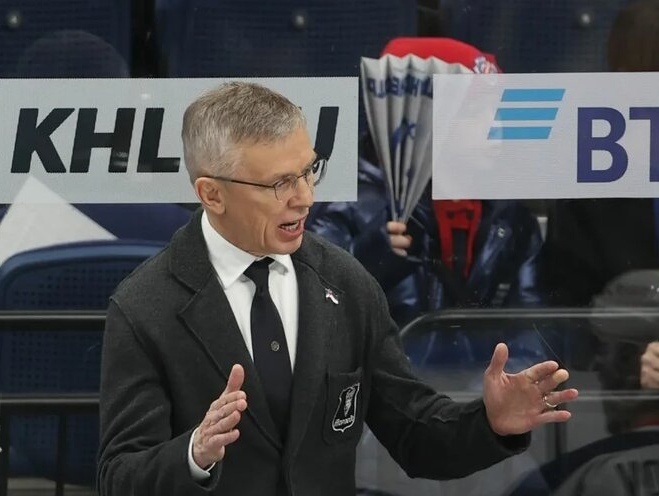 ИГОРЬ ЛАРИОНОВ - ПОД ОГНЁМ НЕЗАСЛУЖЕННОЙ КРИТИКИ.