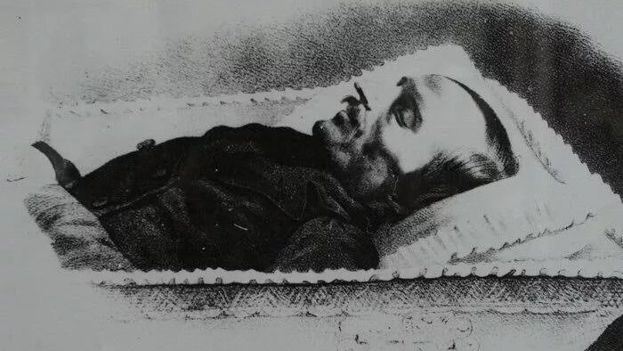 Посмертная фотграфия Н. В. Гоголя