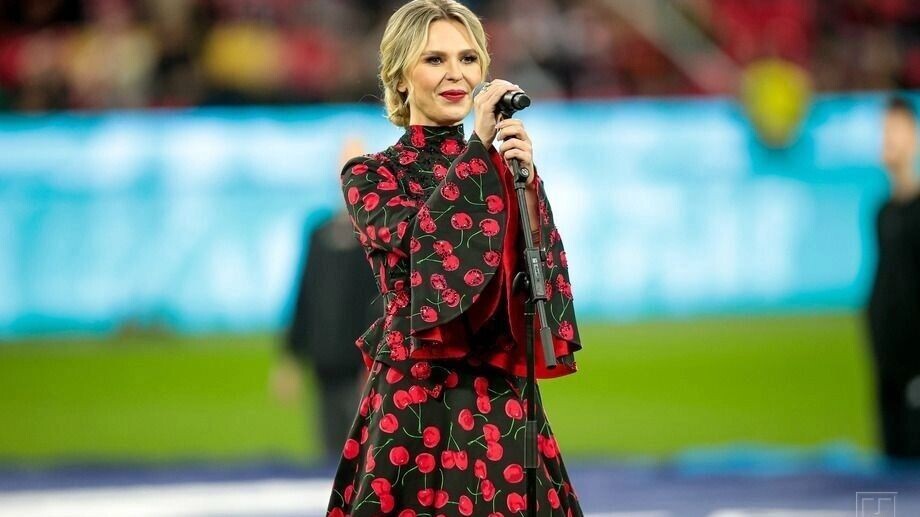     Источник: официальная группа Пелагеи