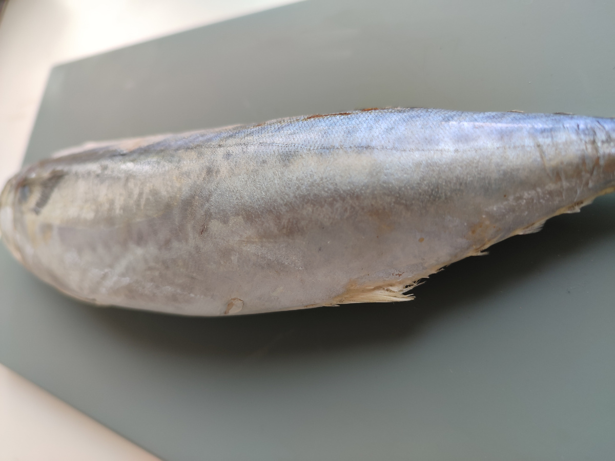 Не забываем обрезать и плавнички потом!