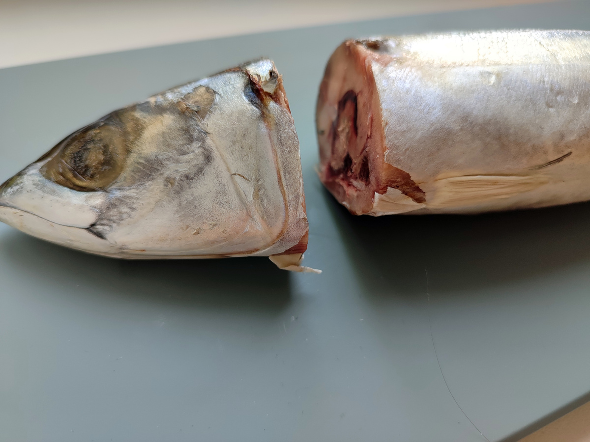 Несмотря на нерадостный вид рыбки, точнее ее глаз впавших, она пахал свежей.