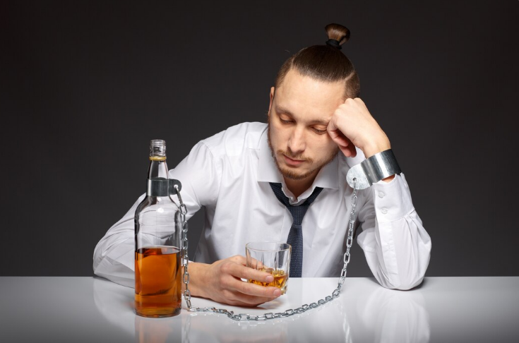 Алкоголизм - это не слабость характера, а серьезное заболевание