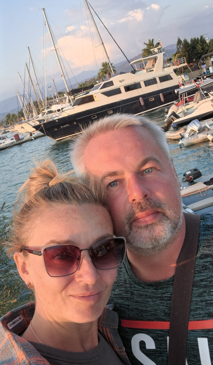 На набережной 