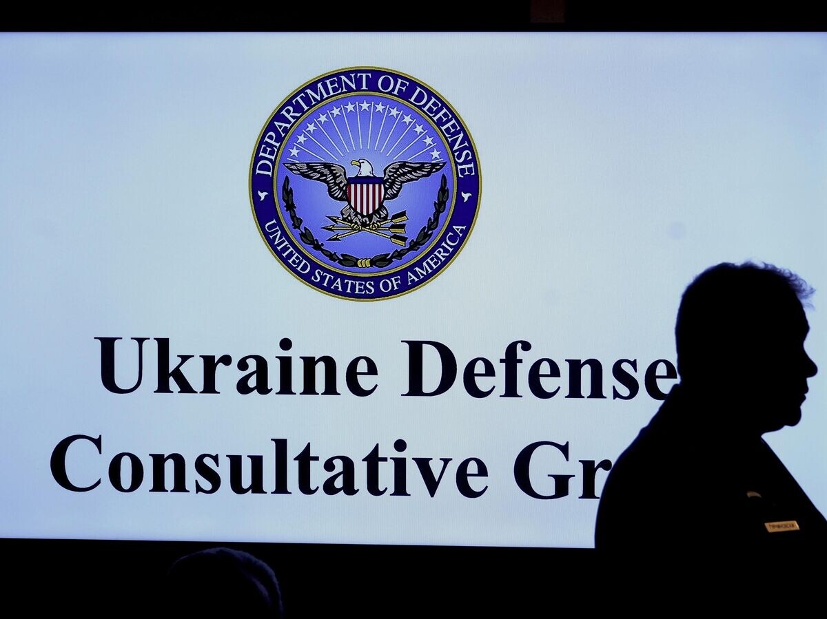    Заседание консультативной группы по безопасности Украины на авиабазе Рамштайн© AP Photo / Michael Probst