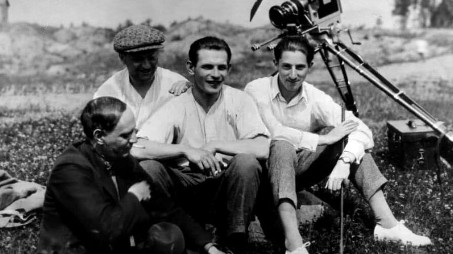 М. Эвой, Г. Козинцев и Л. Трауберг, СССР 1931 год. фото из ria.ru