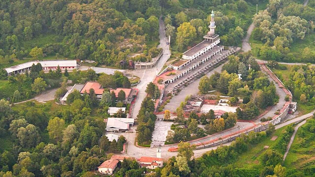 Вид на Консонно сверху. Источник: Яндекс картинки