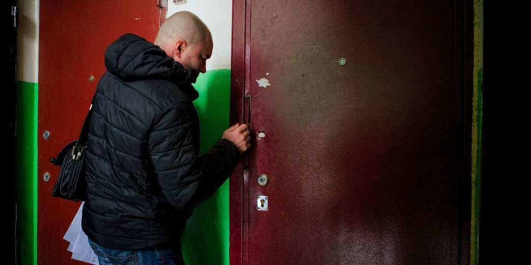 Мужчина сдал квартиру, а квартиранты её продали и присвоили деньги - теперь так может быть с каждым!