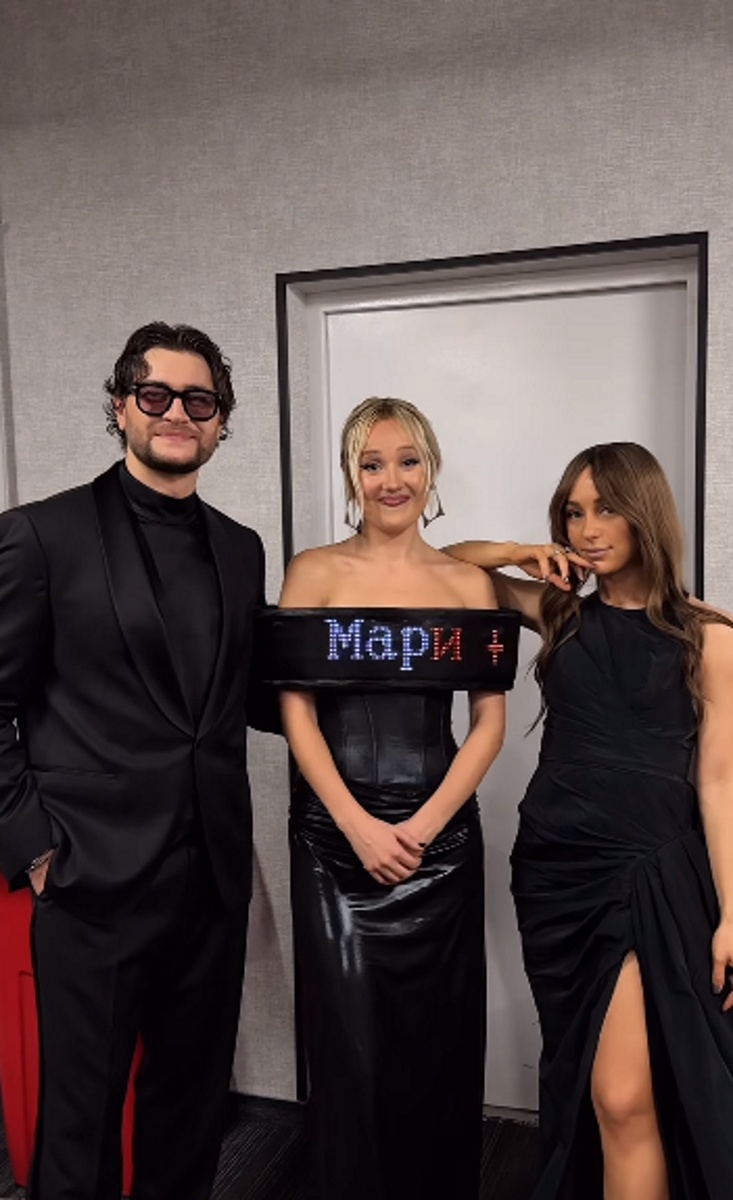 Клава Кока с Давой и Мари Краймбрери. Фото: соцсети