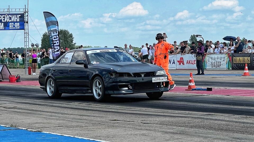   Автогонки. Первый этап сезона-2025 по дрэг-рейсингу по Сибири. Источник: Федерация автомобильного спорта Алтайского края