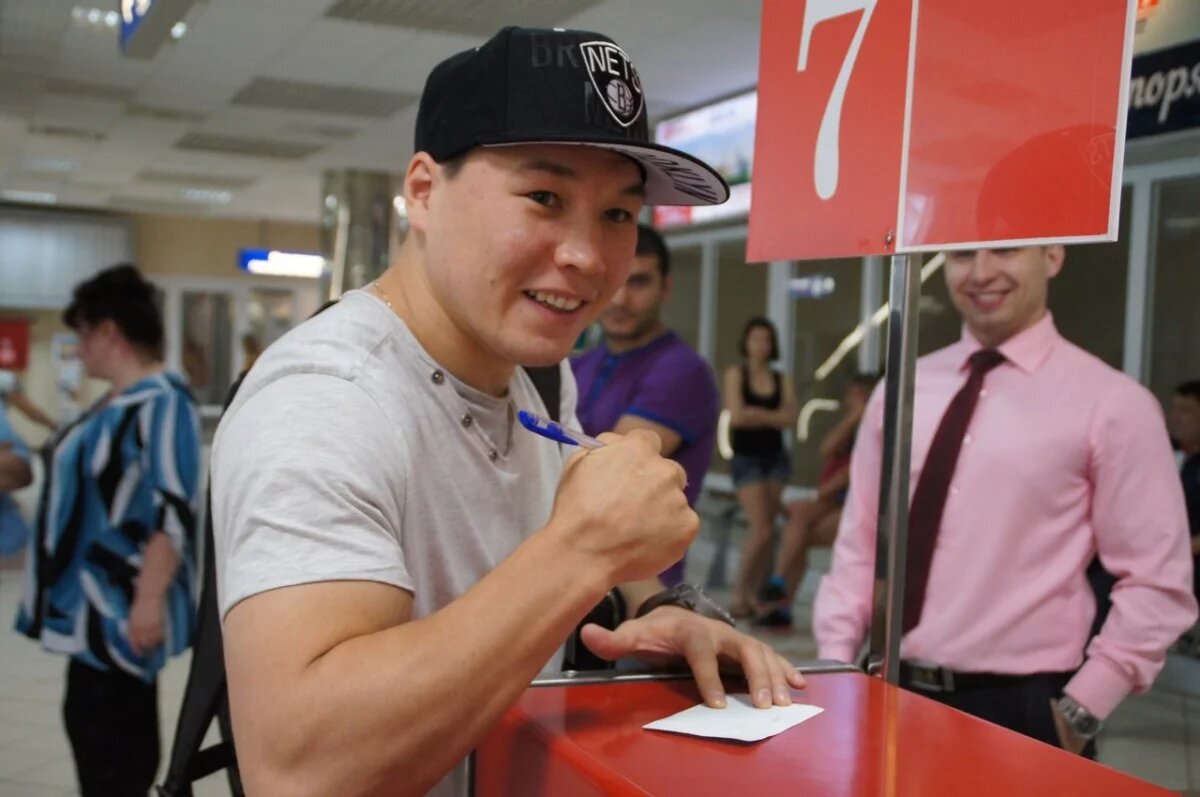    Руслан Проводников.