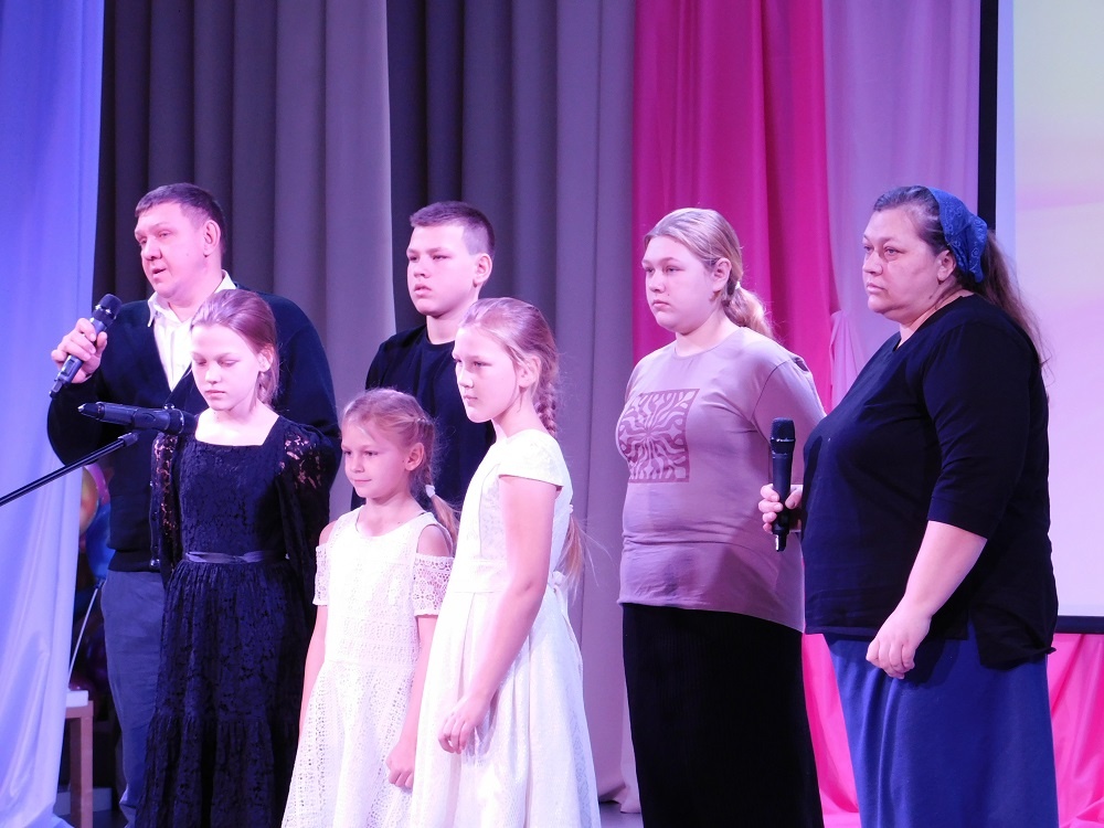    Семья Кухтиковых на фестивале. Фото Анны Зубаревой