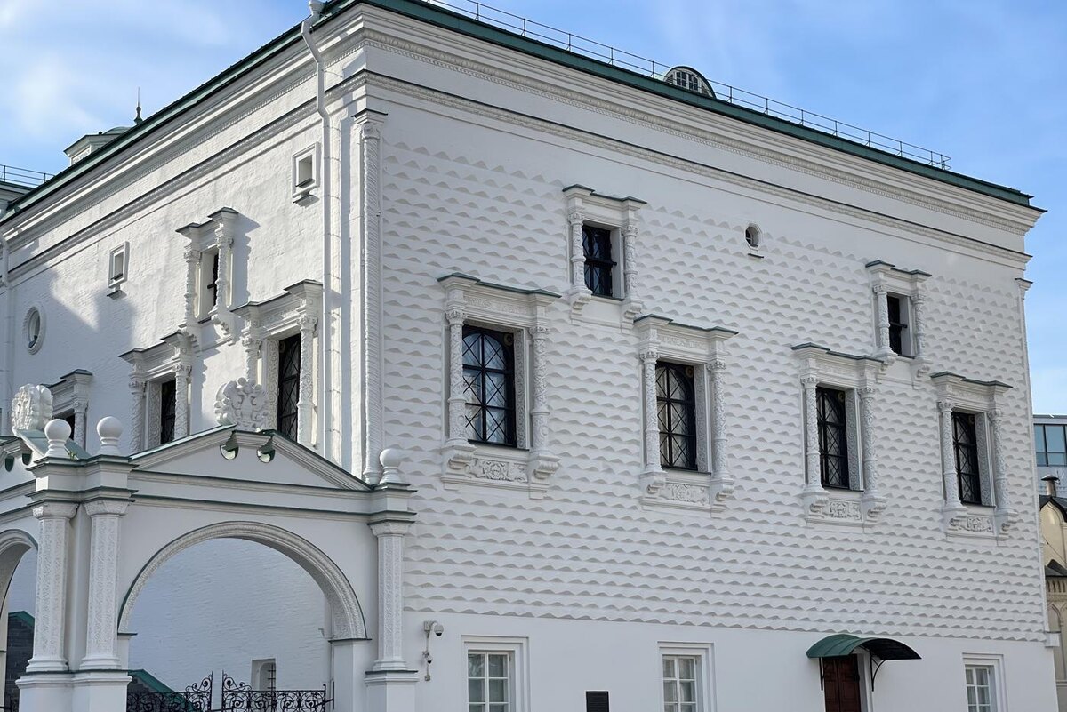 Виталий Калашников
Здесь кроется шедевр итальянского мастера, нужно только присмотреться повнимательнее.